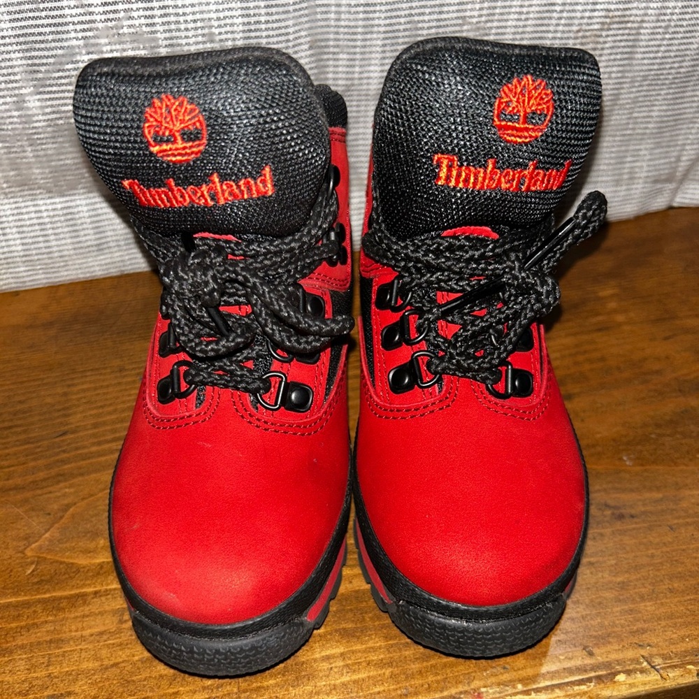 Real Timberland NWOT kids boots